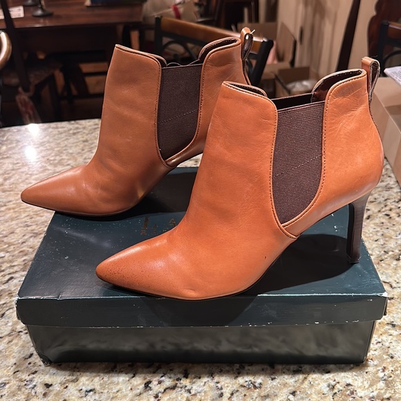 Cognac leather booties New size 9 1/2 - Picture 2 of 9